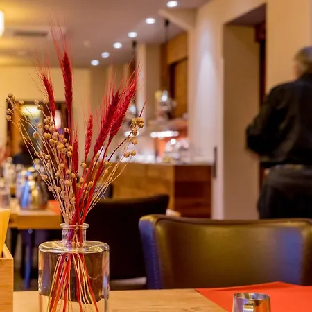 Bacchus 4* Bensheim